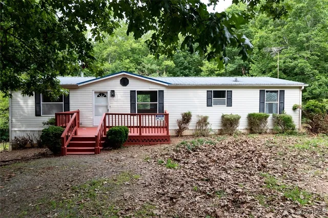 $179,900 | 300 Mill Creek Road, Meherrin, VA 23954