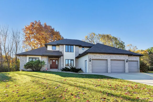 $612,500 | 1653 Crimson Court, De Pere, WI 54115