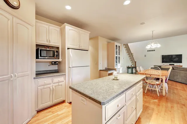 $612,500 | 1653 Crimson Court, De Pere, WI 54115