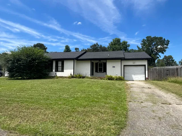 $255,000 | 121 Heather Drive, Summerville, SC 29486