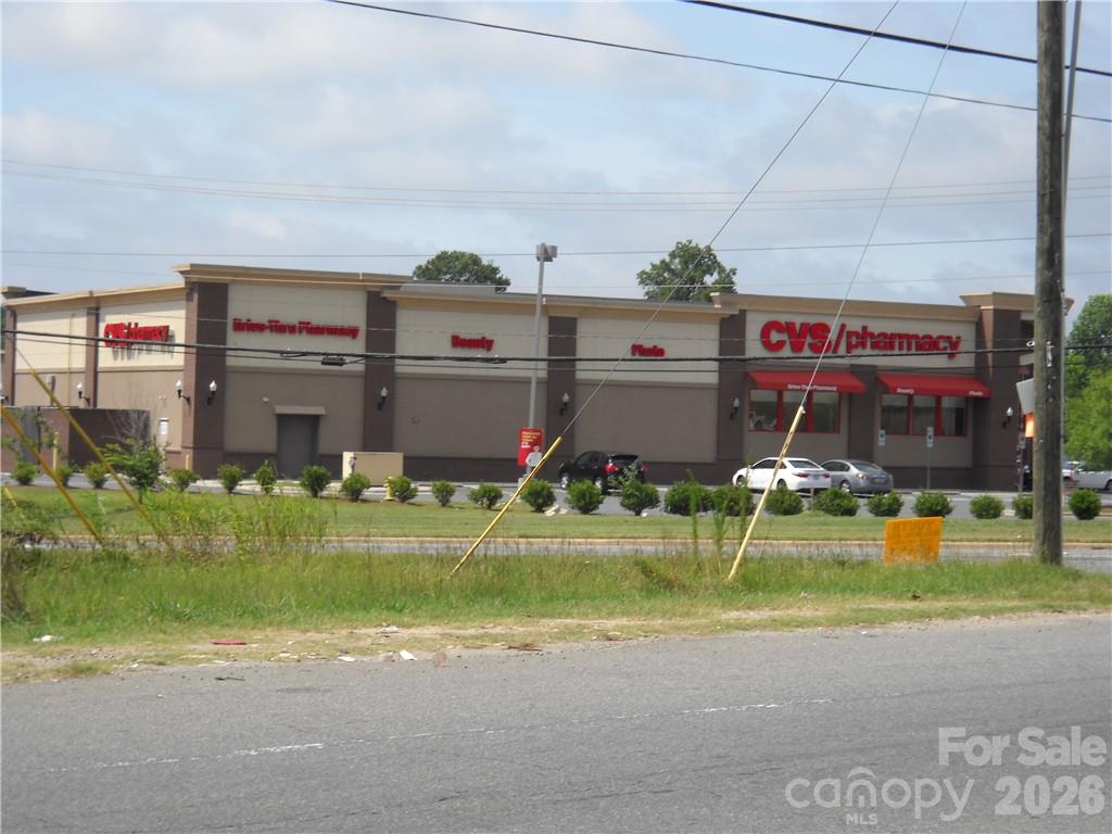 9007 Beatties Ford Road Huntersville, NC 28078 - Photo 5 of 11