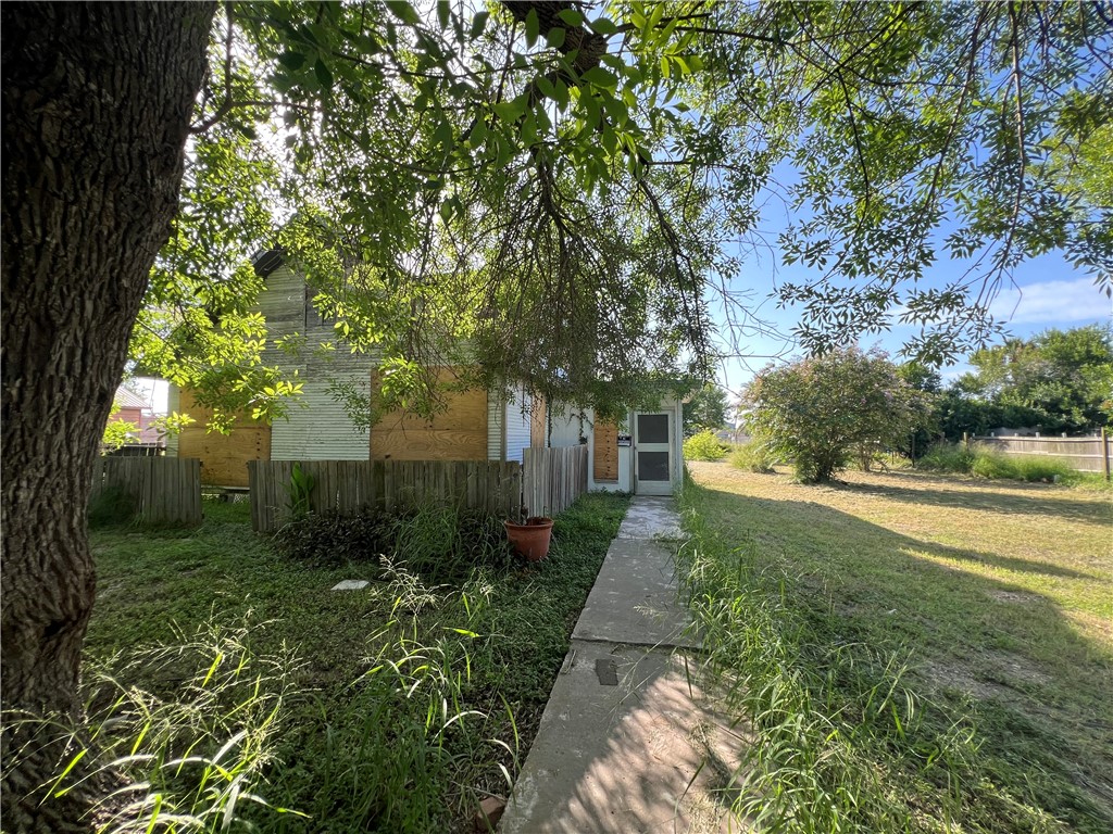 2826 Hargus Street Ingleside, TX 78362 - Photo 3 of 38
