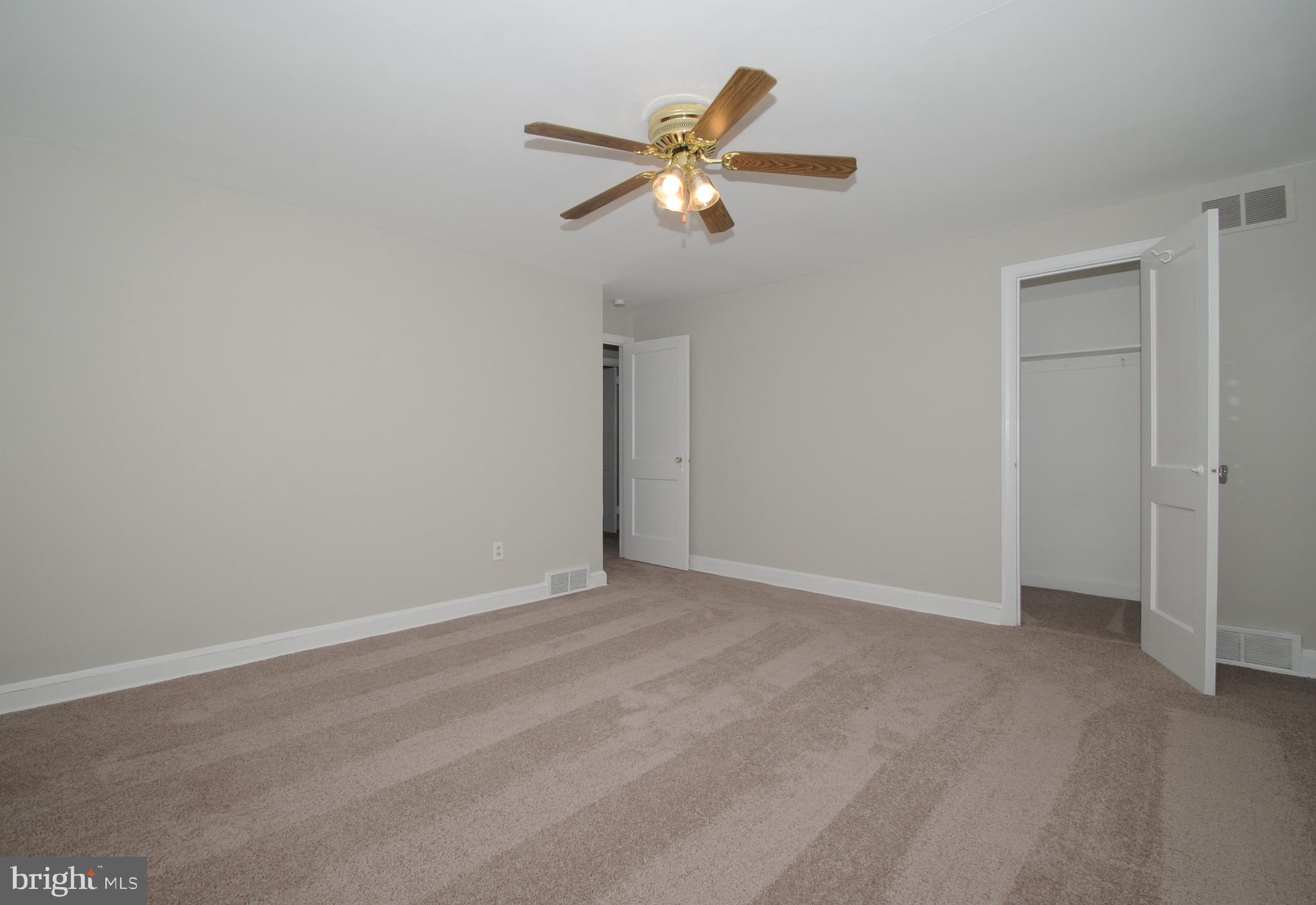 214 Earlington Road Havertown, PA 19083 - Photo 19 of 34 Master bedroom