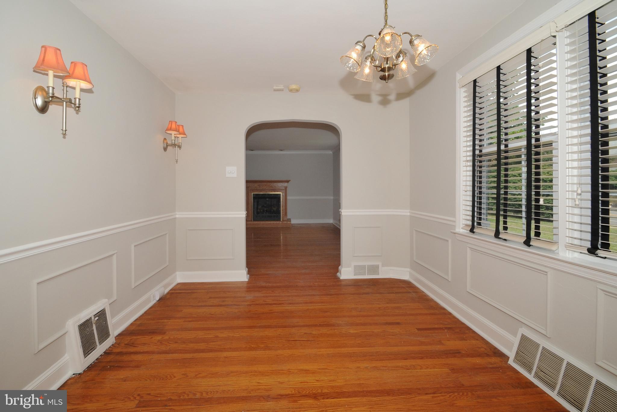 214 Earlington Road Havertown, PA 19083 - Photo 10 of 34 Formal Dining Room