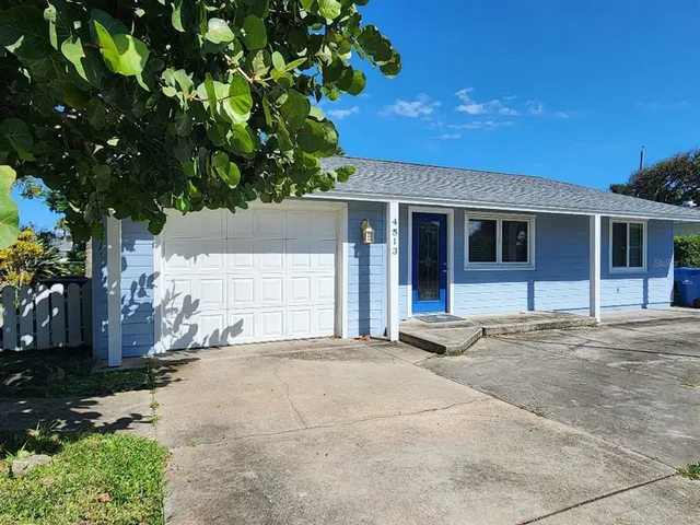 $2,100 | 4513 Saxon Drive, New Smyrna Beach, FL 32169