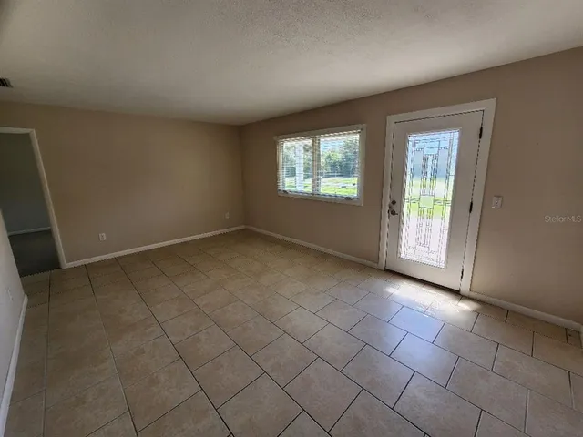 $2,100 | 4513 Saxon Drive, New Smyrna Beach, FL 32169