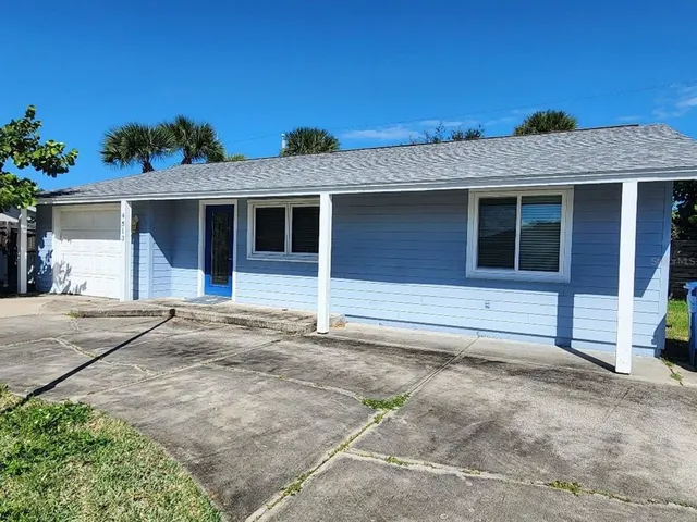 $2,100 | 4513 Saxon Drive, New Smyrna Beach, FL 32169