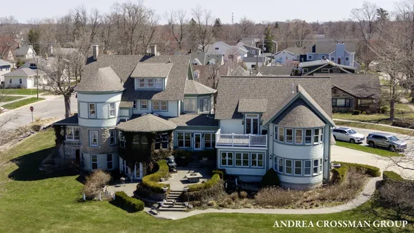 $6,000,000 | 456 Monroe Boulevard, South Haven, MI 49090