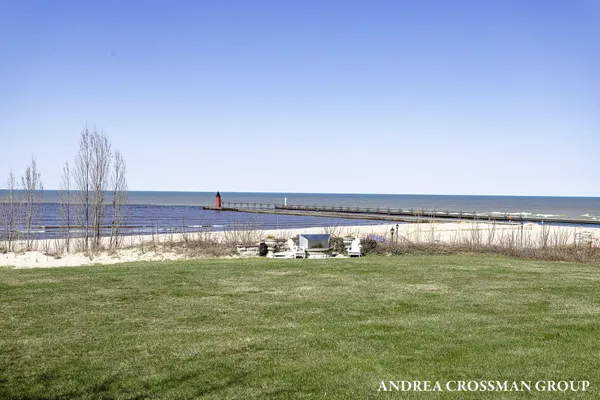 $6,000,000 | 456 Monroe Boulevard, South Haven, MI 49090