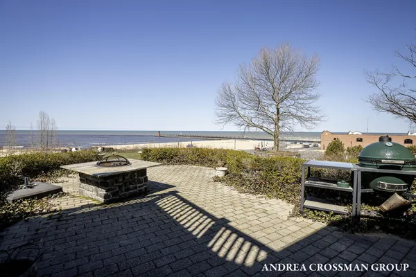 $6,000,000 | 456 Monroe Boulevard, South Haven, MI 49090