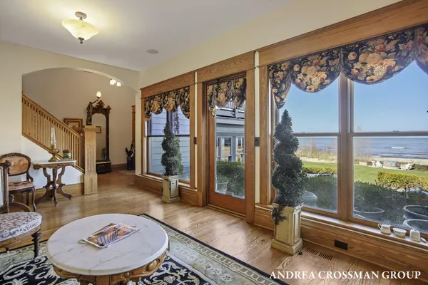 $6,000,000 | 456 Monroe Boulevard, South Haven, MI 49090