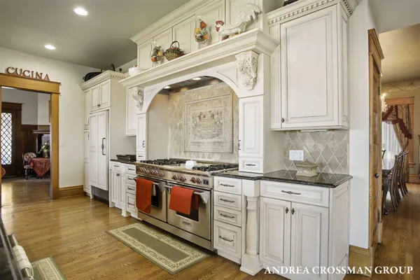 $6,000,000 | 456 Monroe Boulevard, South Haven, MI 49090