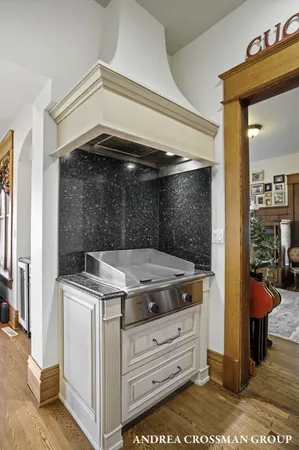 $6,000,000 | 456 Monroe Boulevard, South Haven, MI 49090