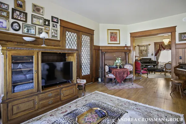 $6,000,000 | 456 Monroe Boulevard, South Haven, MI 49090