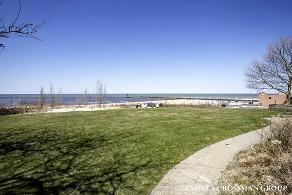 $6,000,000 | 456 Monroe Boulevard, South Haven, MI 49090