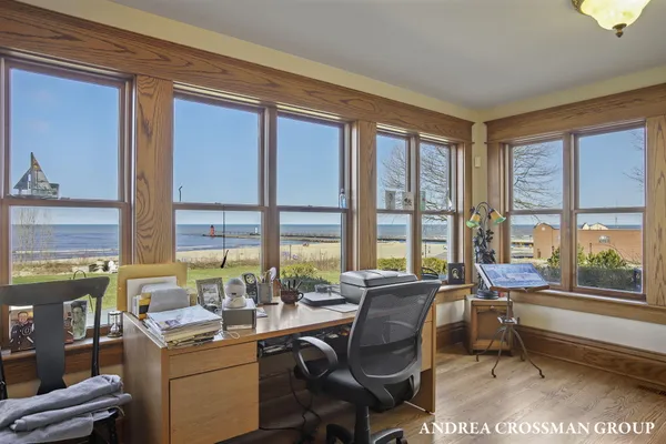 $6,000,000 | 456 Monroe Boulevard, South Haven, MI 49090