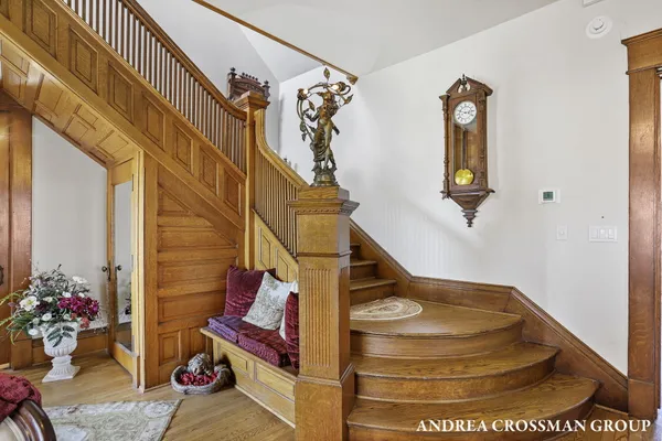 $6,000,000 | 456 Monroe Boulevard, South Haven, MI 49090