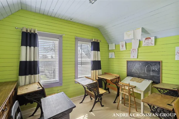 $6,000,000 | 456 Monroe Boulevard, South Haven, MI 49090