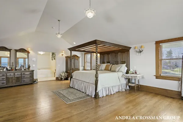 $6,000,000 | 456 Monroe Boulevard, South Haven, MI 49090