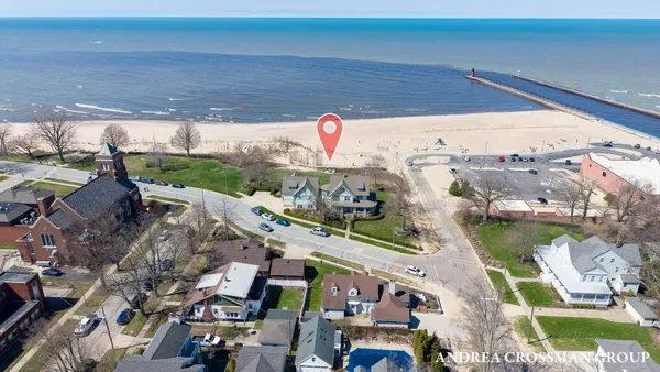 $6,000,000 | 456 Monroe Boulevard, South Haven, MI 49090