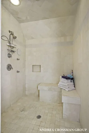 $6,000,000 | 456 Monroe Boulevard, South Haven, MI 49090