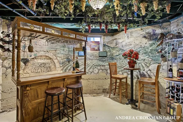 $6,000,000 | 456 Monroe Boulevard, South Haven, MI 49090