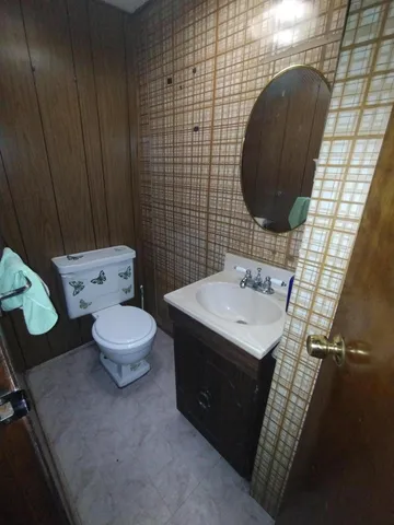 $244,000 | 3539 14th Street, Wyandotte, MI 48192