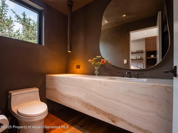 $200,000 | 624 East Hopkins Avenue, Aspen, CO 81611