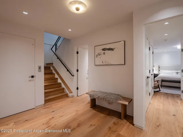 $200,000 | 624 East Hopkins Avenue, Aspen, CO 81611