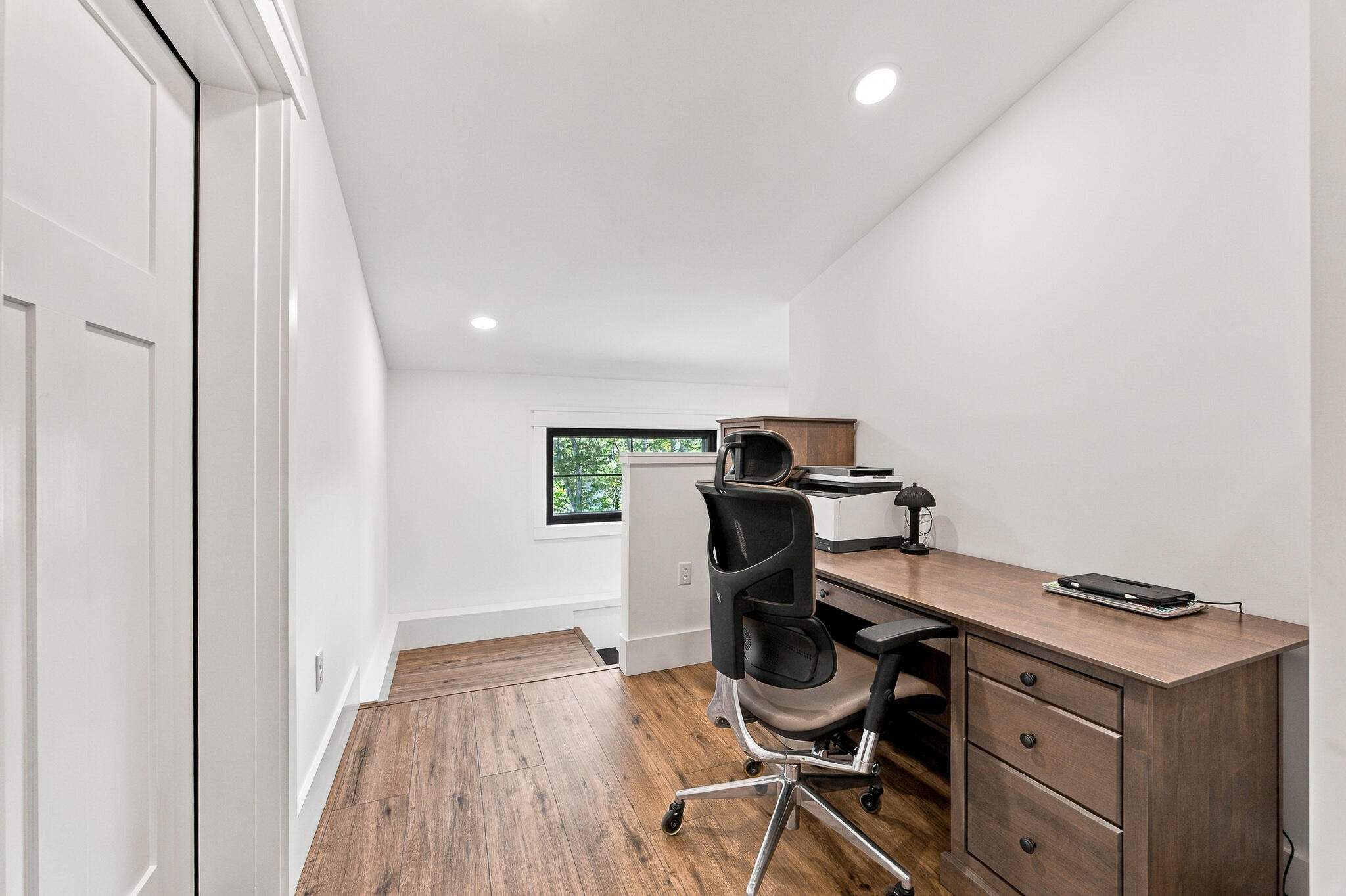 511 Main Road North Hampden, ME 04444 - Photo 47 of 65 Interiors-22