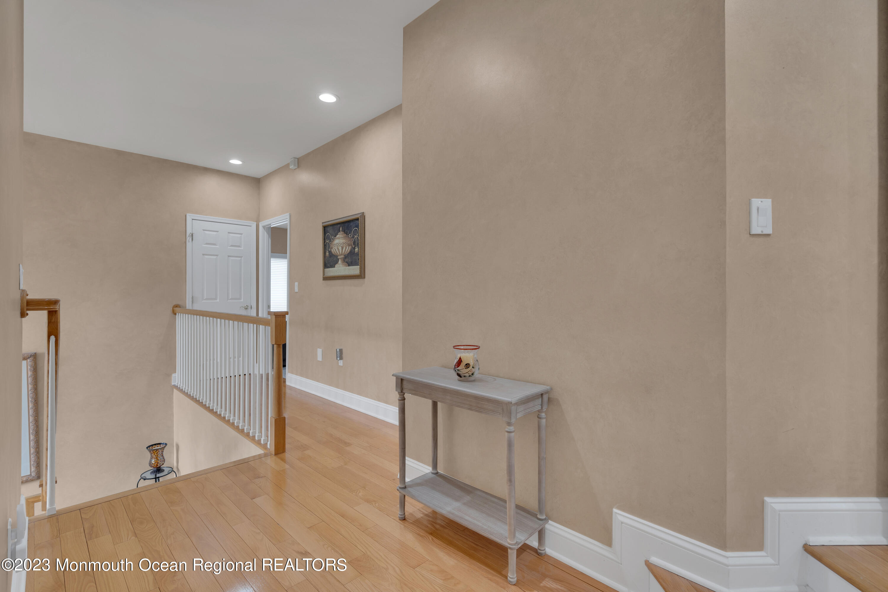 605 Turkey Point Road Brick, NJ 08724 - Photo 74 of 91 2 floor hallway