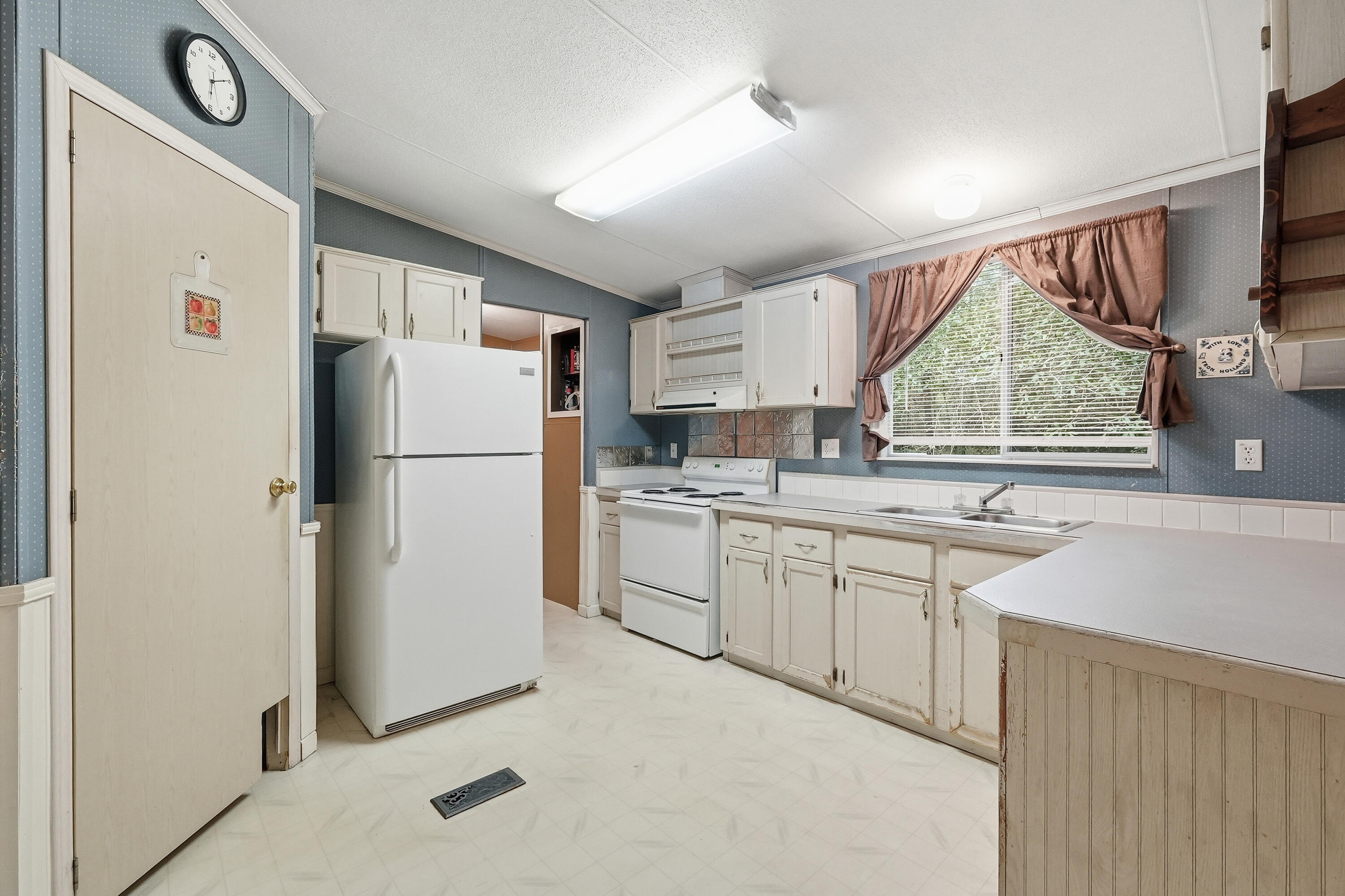 6011 Staff Road Crestview, FL 32536 - Photo 14 of 45 6011 staff rd-21