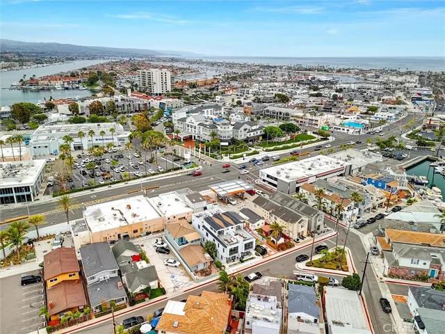 $15,000 | 506 Clubhouse Avenue, Unit B, Newport Beach, CA 92663