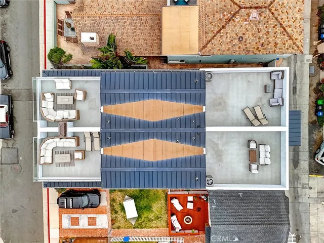 $15,000 | 506 Clubhouse Avenue, Unit B, Newport Beach, CA 92663