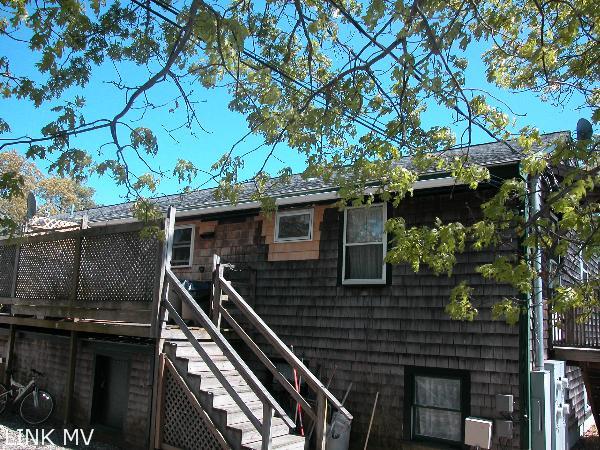 517 State Road, Unit 2A Vineyard Haven, MA 02568 - Photo 10 of 12 http://d1qzqeyxiitrap.cloudfront.net/photos/17625/600/e1634f7b.jpg