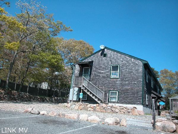 517 State Road, Unit 2A Vineyard Haven, MA 02568 - Photo 11 of 12 http://d1qzqeyxiitrap.cloudfront.net/photos/17625/600/7cc1a070.jpg