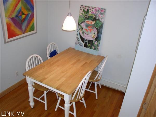 517 State Road, Unit 2A Vineyard Haven, MA 02568 - Photo 4 of 12 http://d1qzqeyxiitrap.cloudfront.net/photos/17625/600/30d0d625.jpg