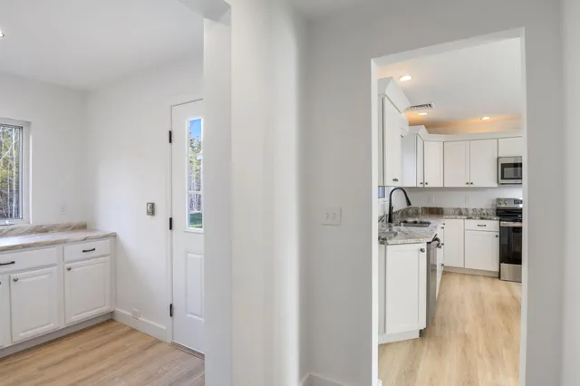 $1,180,000 | 38 Blackthorne Lane, Gray, ME 04039