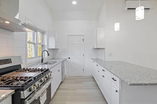 $1,180,000 | 38 Blackthorne Lane, Gray, ME 04039