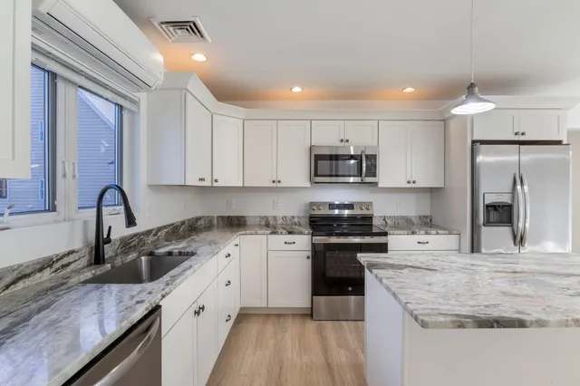 $1,180,000 | 38 Blackthorne Lane, Gray, ME 04039