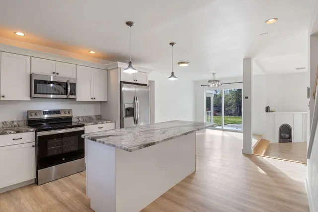 $1,180,000 | 38 Blackthorne Lane, Gray, ME 04039