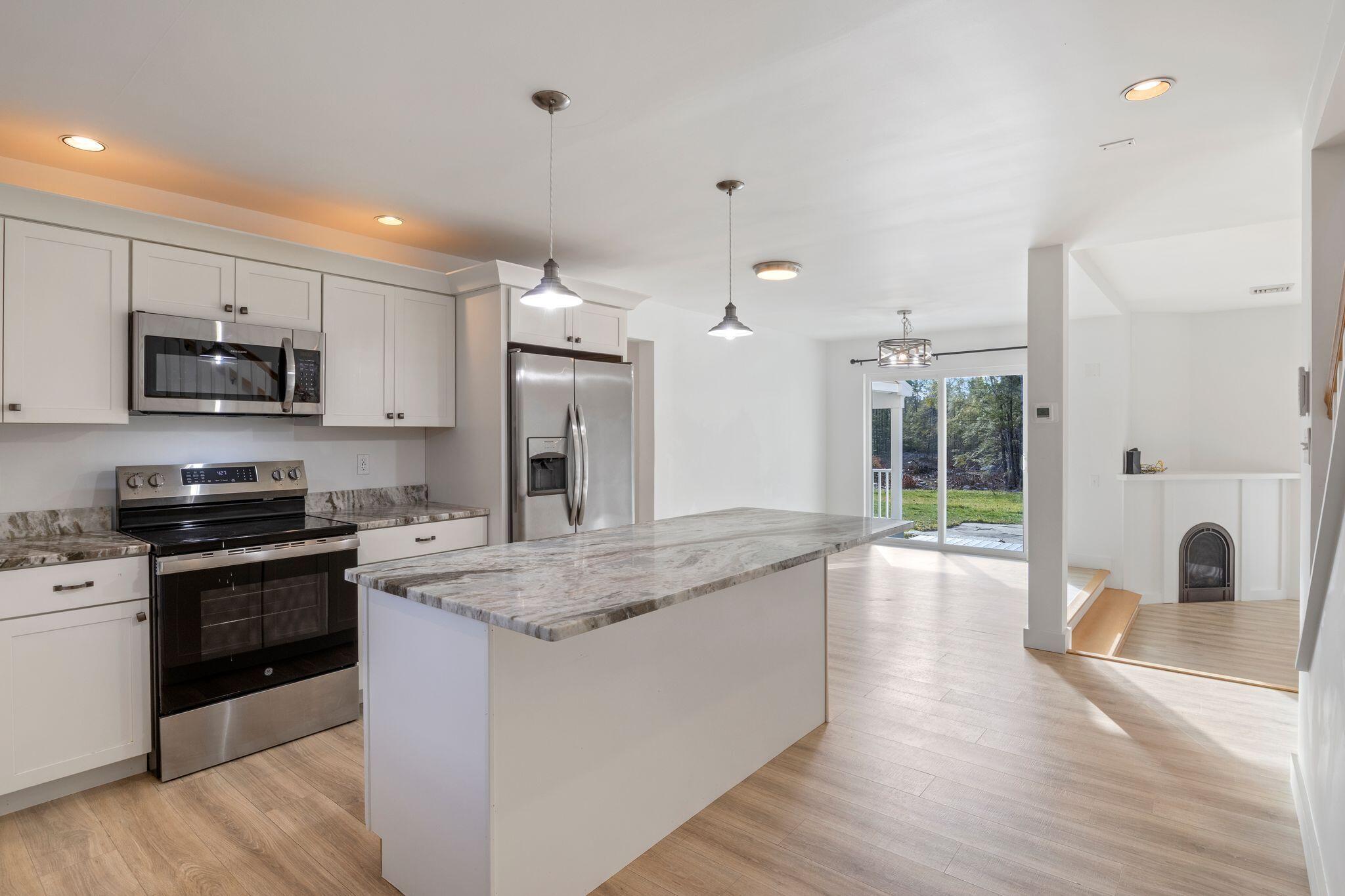 38 Blackthorne Lane Gray, ME 04039 - Photo 10 of 93 36 Blackthorne Lane