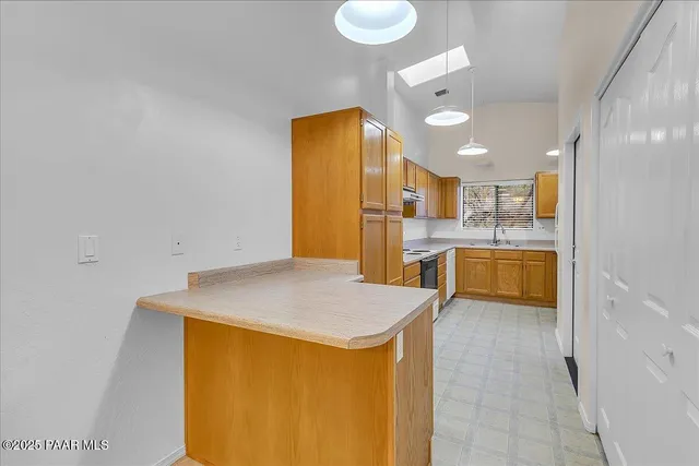 $1,695 | 1527 Sierry Peaks Drive, Unit B, Prescott, AZ 86305