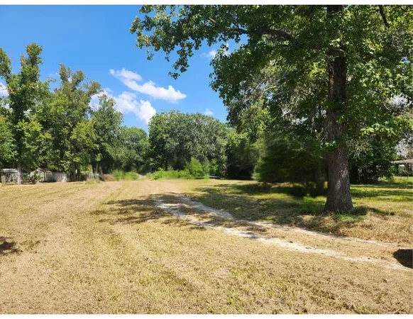 $137,000 | 811 County Road 2068, Liberty, TX 77575