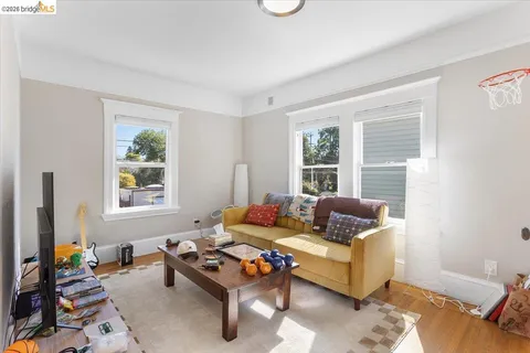 $1,250,000 | 3110 California Street, Berkeley, CA 94703