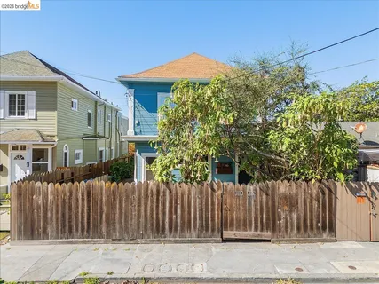 $1,250,000 | 3110 California Street, Berkeley, CA 94703