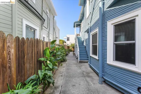 $1,250,000 | 3110 California Street, Berkeley, CA 94703