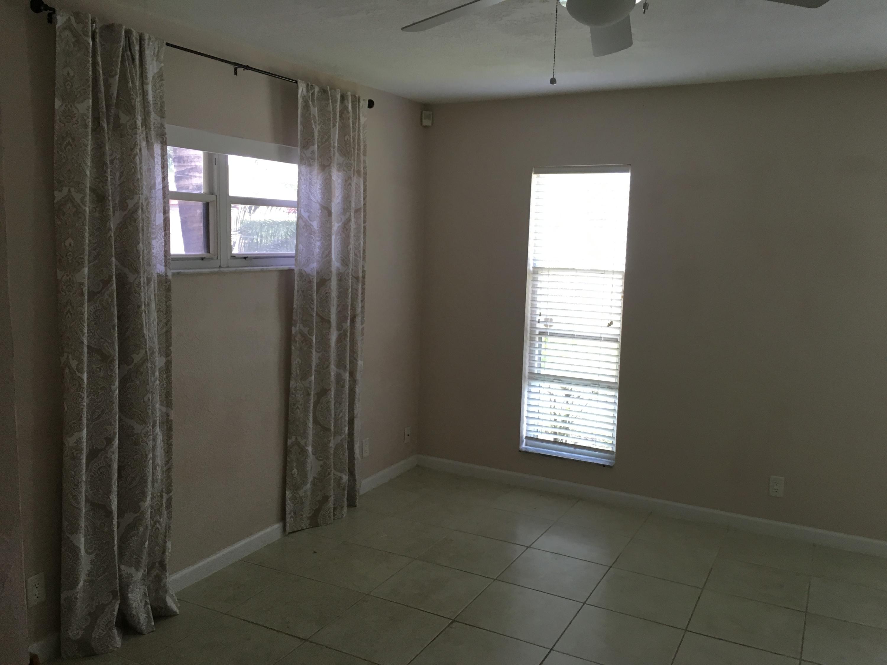7440 Champagne Place Boca Raton, FL 33433 - Photo 6 of 25 LIVING ROOM