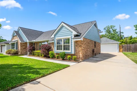 $535,000 | 1911 Stebbins Drive, Houston, TX 77043