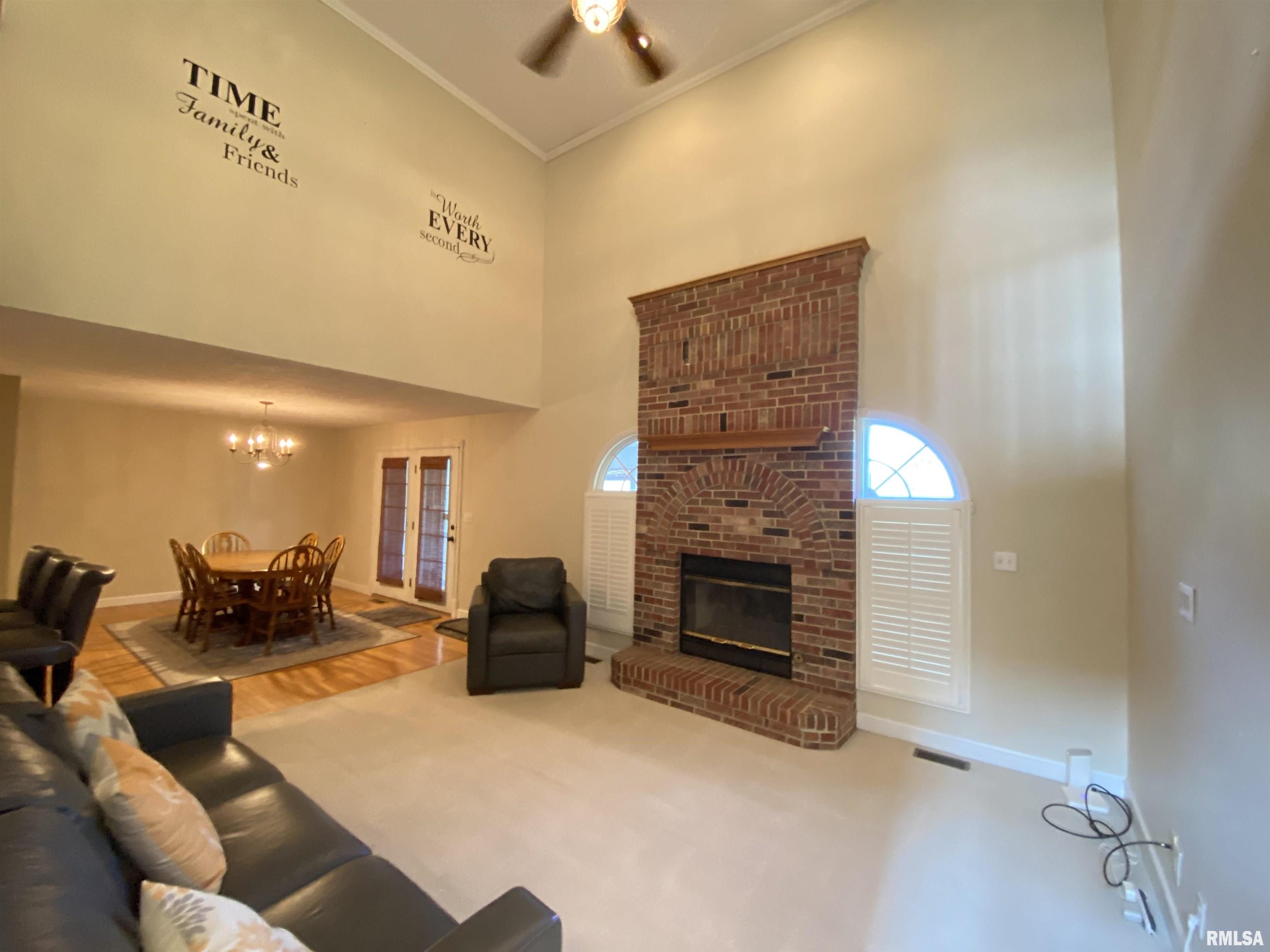 135 Florian Spaulding, IL 62561 - Photo 6 of 53